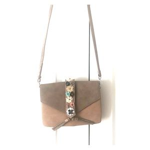 Crossbody bag